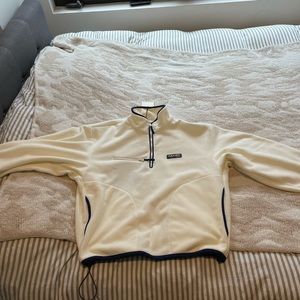 Mad happy white LORA quarter zip